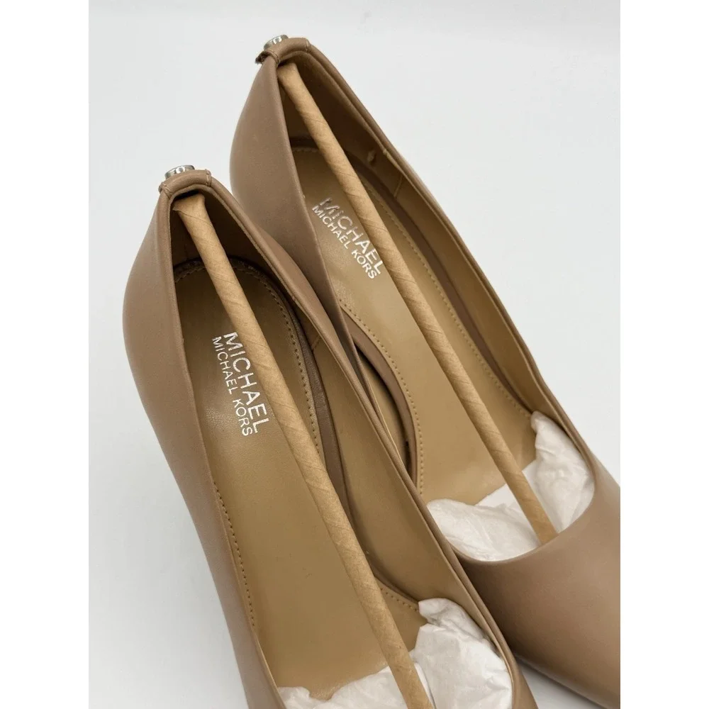 michael kors dorothy flex pump Women's 7 Tan NWB
